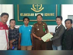 Kejari Konawe Teken Resmi Dugaan Korupsi Dinas PUPR Konawe