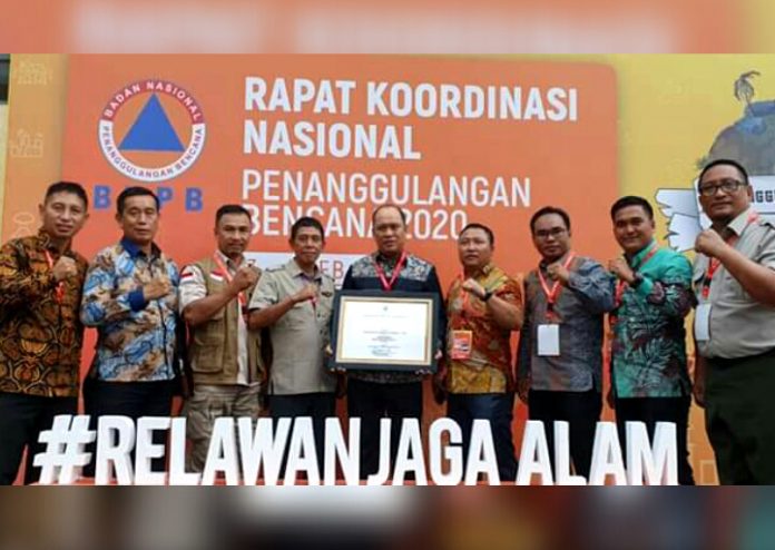 Penghargaan BNPB RI Kepada Pemda Konut1