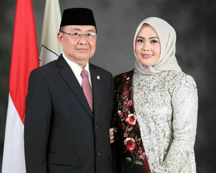 H. Imran (Alm) Bersama Siska Karina Imran (Anak) Menjabat Wakil Walikota Kendari.*