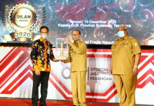 Bupati Konsel, H. Surunuddin Dangga Diganjar Dilan Award dari OJK