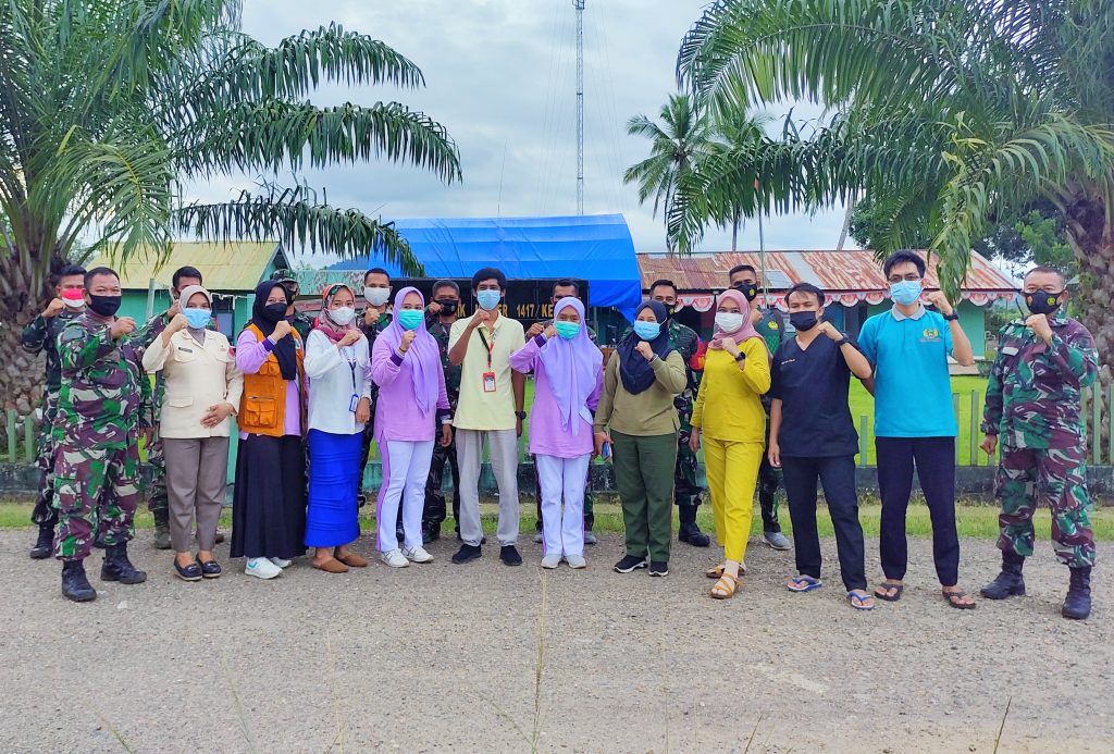Wujudkan Herd Immunity, Koramil Asera Door To Door Ke Rumah Warga