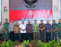 Ali Mazi Hadiri Serah Terima Jabatan Kepala BPK Sulawesi Tenggara