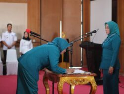 Lantik Lima Ketua TP-PKK Kecamatan, Nurponira Ruksamin Dorong Percepatan Program Kerja