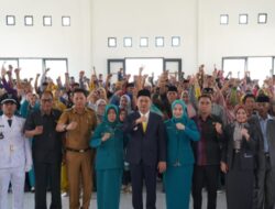 Plt Bupati Koltim Lantik 18 Kades di Kecamatan Aere dan Lambandia