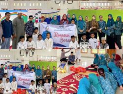 Hartini Azis Berbagi Sembako ke Pondok Tahfidz Poni-poniki dan Korban Kebakaran di Loka