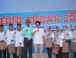 Hadiri Reuni SMAN 1 Mowewe, Abdul Azis Harap Alumni Dukung Kinerja Pemerintah