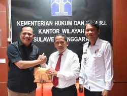 500 Mahasiswa Pelaku Usaha Terima Bantuan Legalitas dari Kadin Sultra