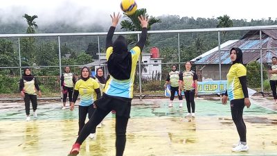 Berbagai Lomba Menarik Warnai Porseni HUT Ke-79 PGRI Tingkat Kabupaten Konut