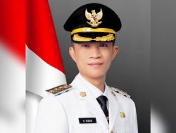 Bupati Konawe Utara Buat Rakit Gratis untuk Masyarakat ‘Darurat’ di Sambandete