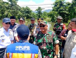 Beri Rasa Aman dan Kenyamanan di Lokasi Banjir Sambandete, TNI-Polri Diapresiasi